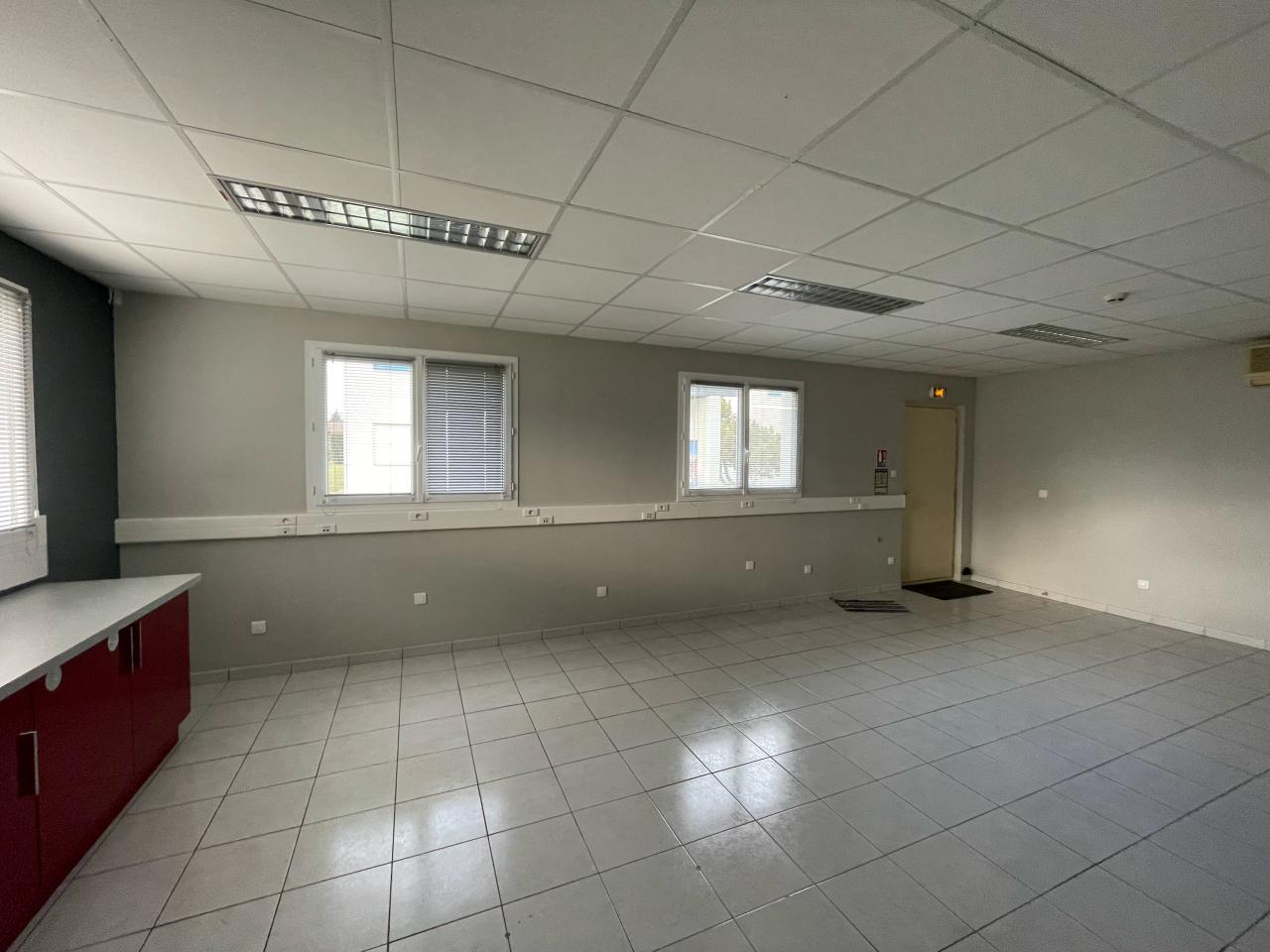 Bureau La Ravoire 353m² Location bureau La Ravoire Savoie OLBUR2428607 8
